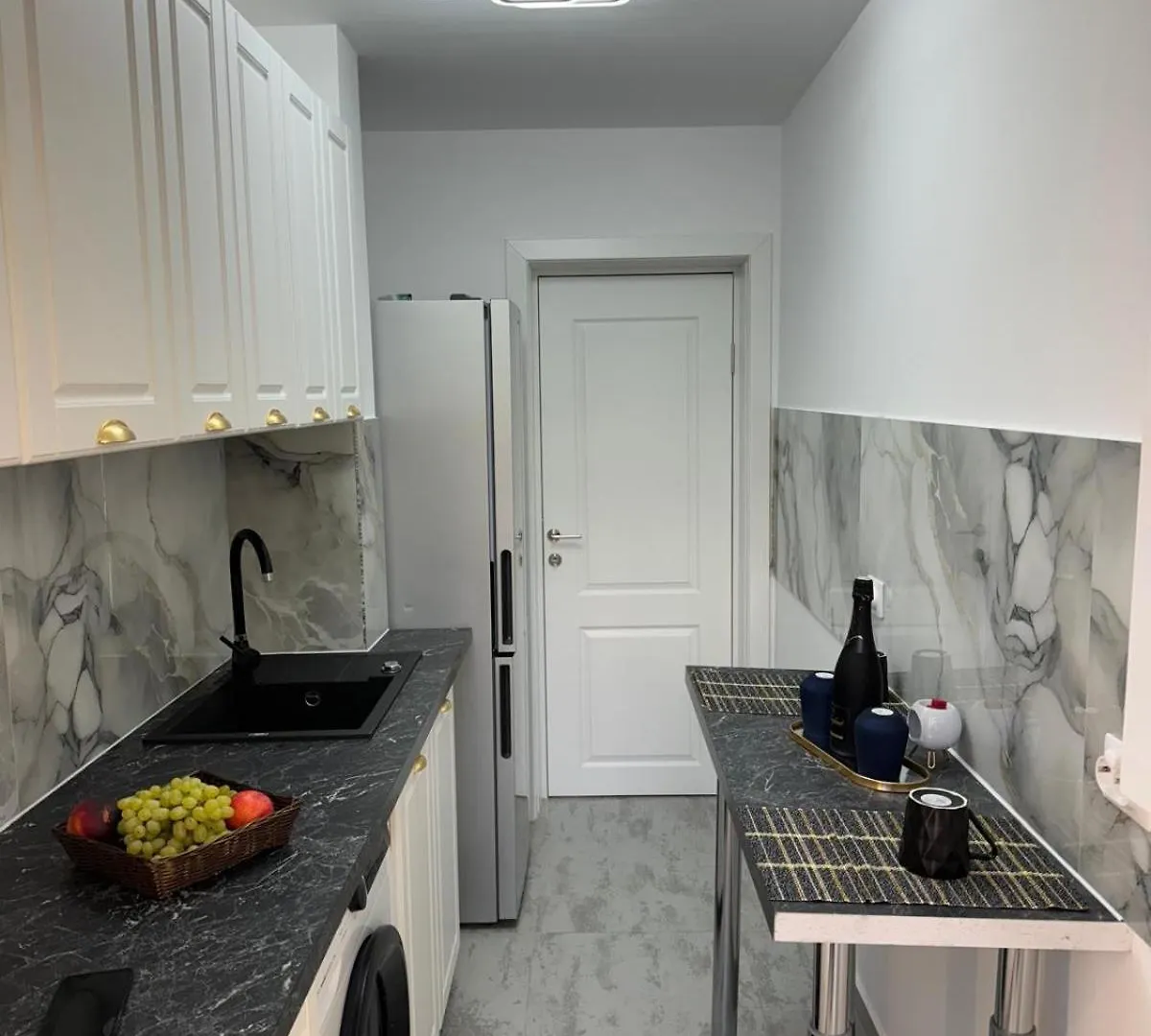 Studio Kiki By The Lujerului Metro Station Boekarest Appartement
