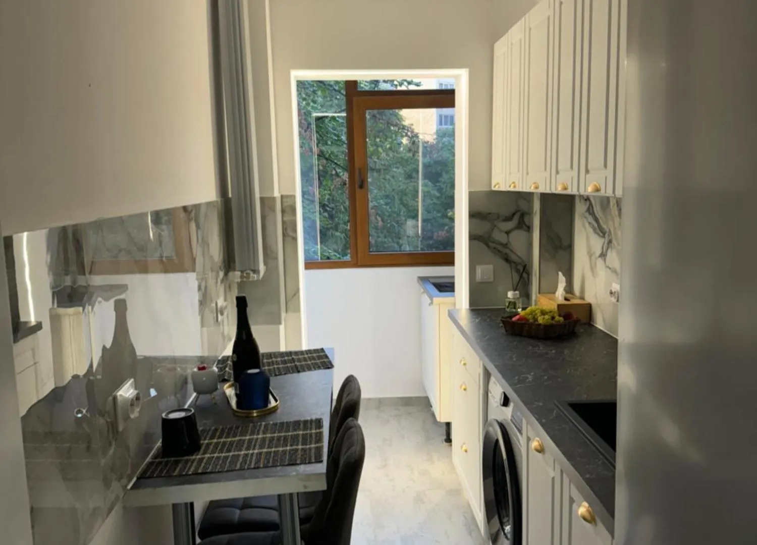 Appartement Studio Kiki By The Lujerului Metro Station Boekarest