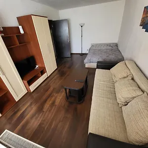 Apartament Studio, Bucureşti
