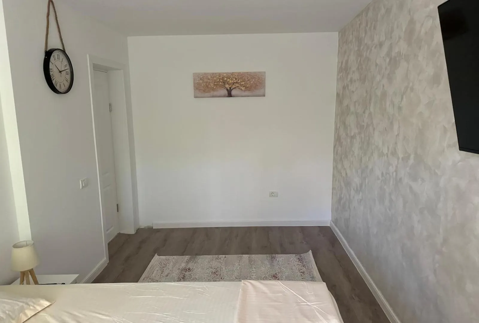 Studio Kiki By The Lujerului Metro Station Bucharest